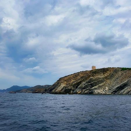 Beni Benius Hotel เตวลาดา ภายนอก รูปภาพ